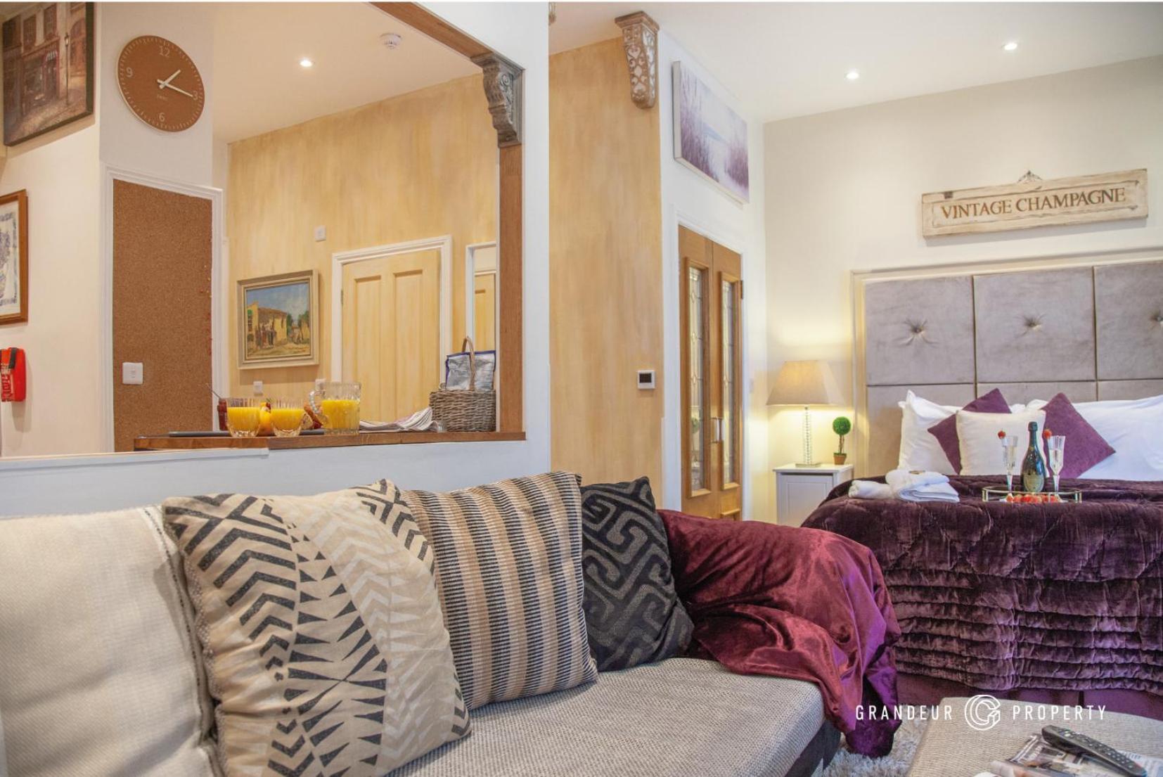 Treetop Suite By Grandeur Property Bornemouth Extérieur photo